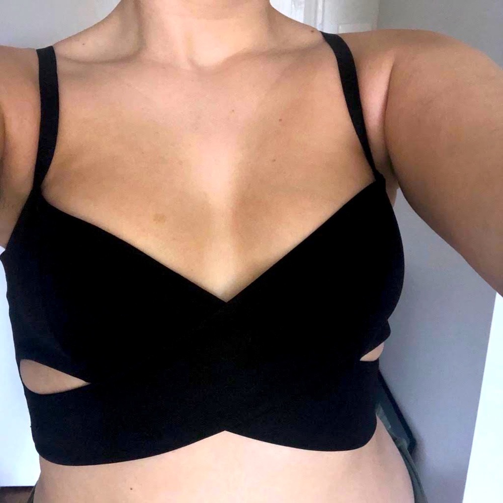 Solemio black cross cut out bralette size S